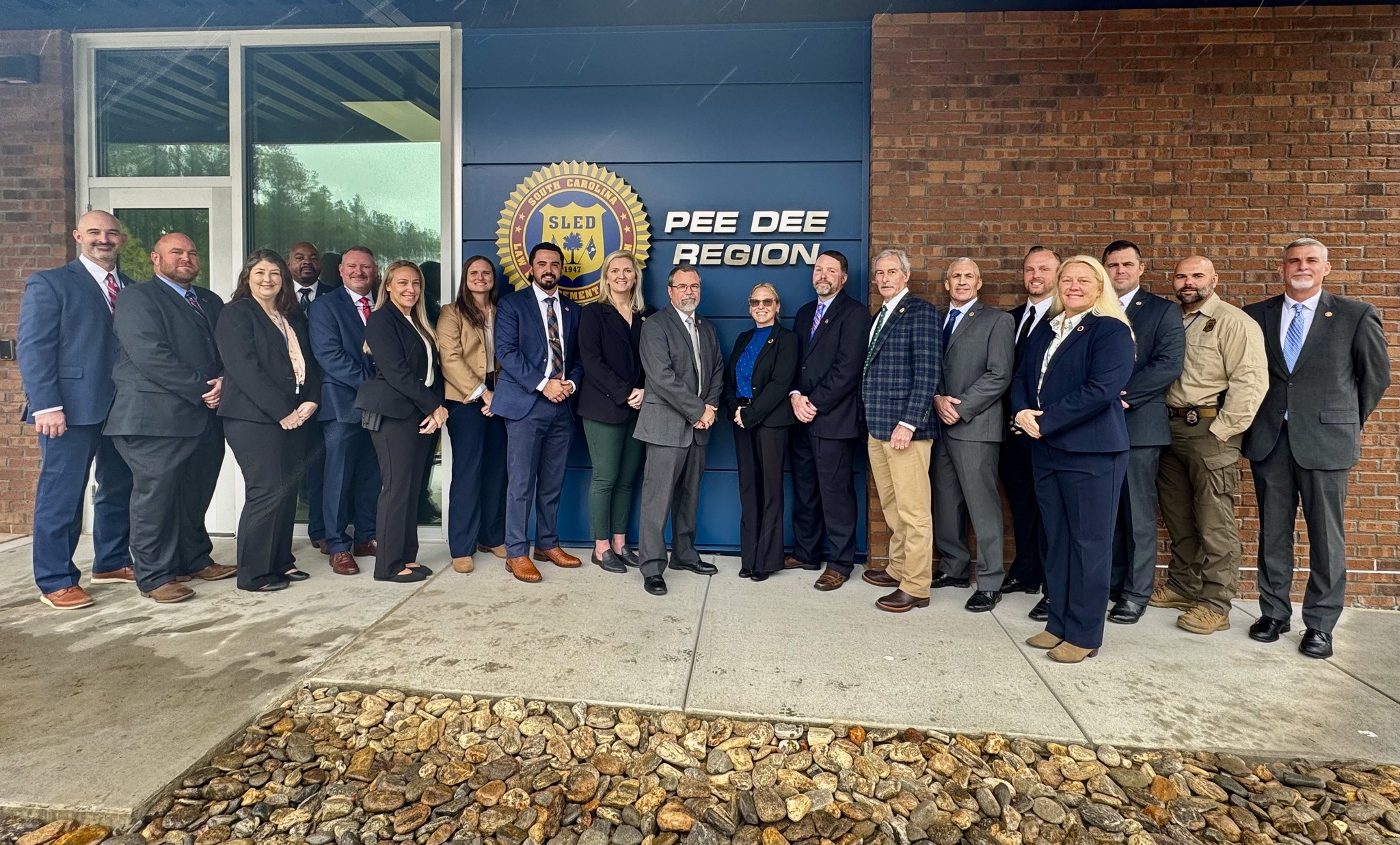 SLED Pee Dee Special Agents outside of the new Regional Office.